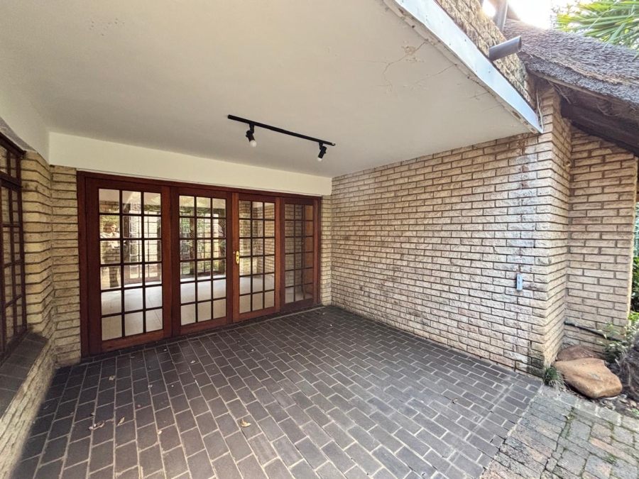3 Bedroom Property for Sale in Mooivallei Park North West